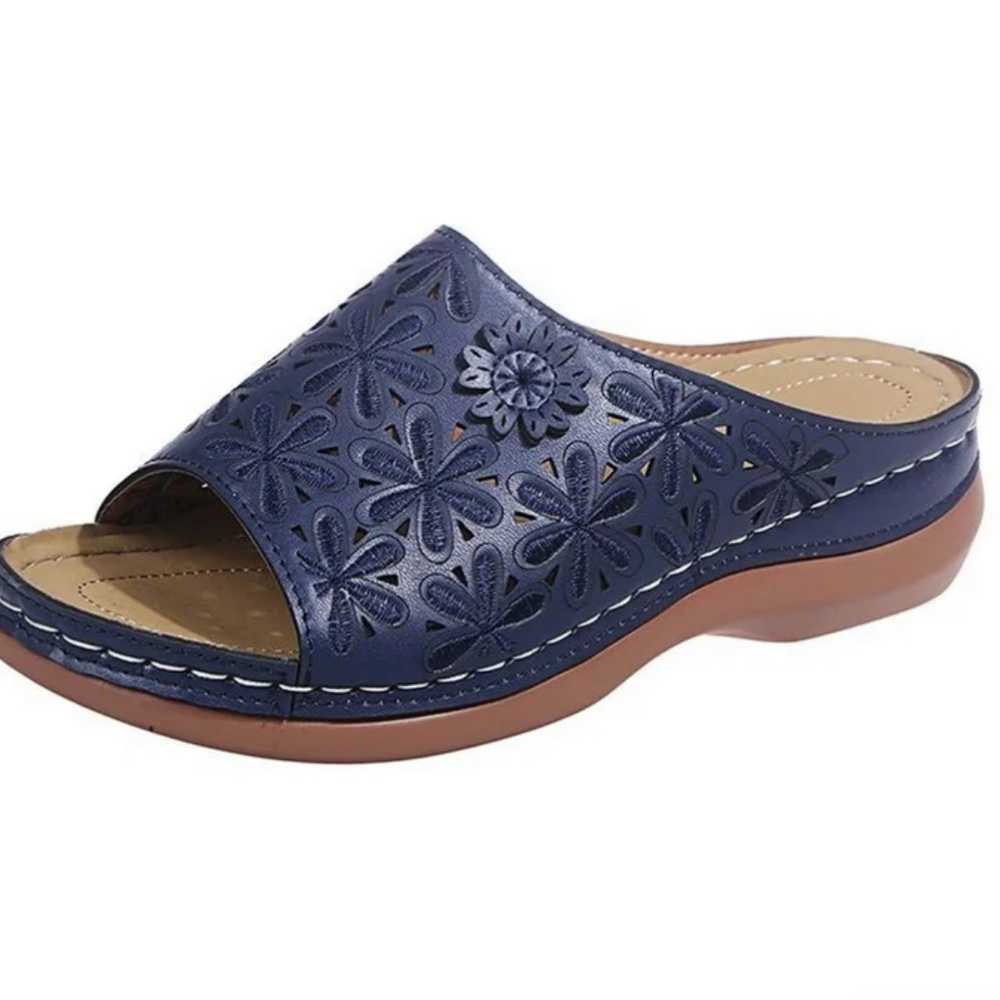 Blue Floral Slip-On Sandals 7.5